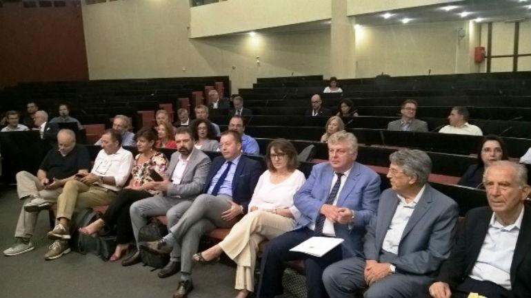 foto typos100918a 2
